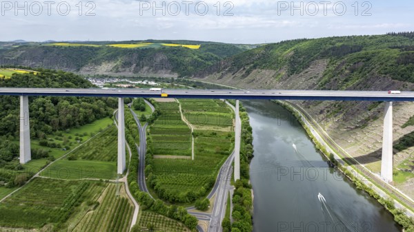 Moselle valley bridge with a height of 136 metres. Federal motorway A61 over the Moselle,