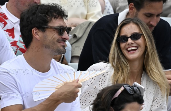 Mats Hummels fans girlfriend Nicola Cavanis, fan, grandstand, tennis, ATP 250, BOSS Open 2025,