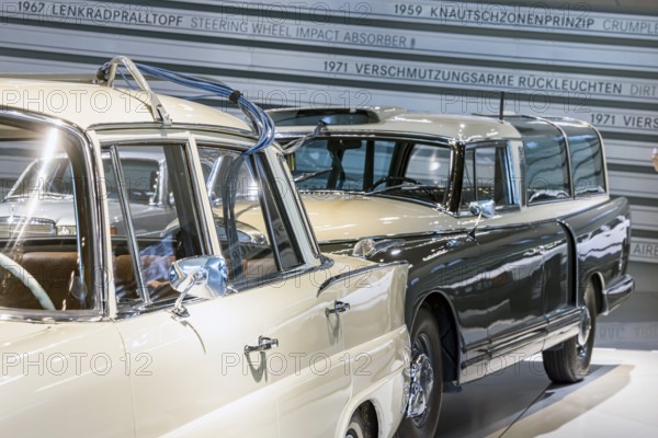 Mercedes-Benz 300 test vehicle from 1960, a one-off from the testing department. Data transmission