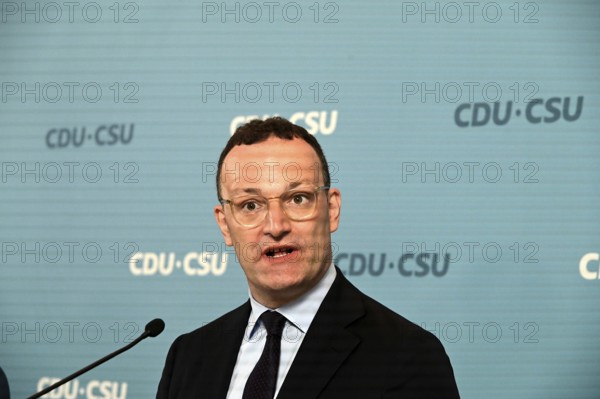 The Chairman of the CDU/CSU parliamentary group, Jens Spahn (CDU), and his deputy Alexander