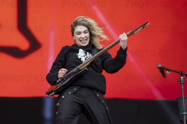 Daniela Villarreal Vélez, singer of The Warning at the Rock am Ring Festival on Sunday, Nürburgring