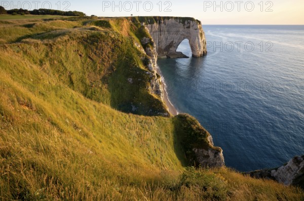 Rock arch Falaise or Porte La Manneporte, Jambourg beach, Étretat, sea, steep coast, cliffs, chalk
