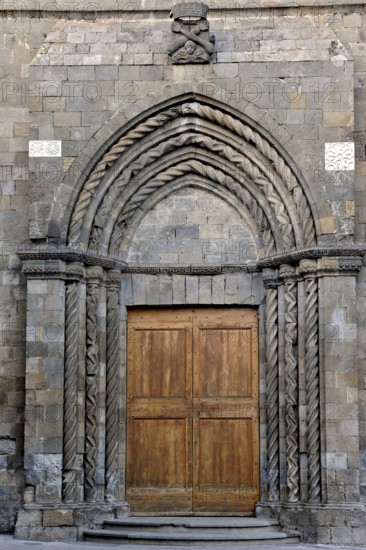 Portal of the church Chiesa di San Francesco, late Gothic, 13th century, Piazza Matteotti, historic
