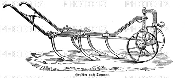 Cultivator for soil loosening and crumbling according to Tennant, use, preparation of the seed, one