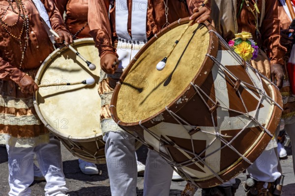 Drums and colorful clothes on the streets of Belo Horizonte at the Congado festival in Minas