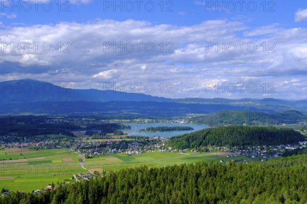 Lake Faak from the castle ruins of Finkenstein, Burgarena Finkenstein, Altfinkenstein, Finkenstein,