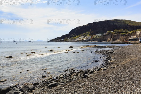 Akrotiri Beach, quiet empty pebble beach, coastline near Akrotiri, Santorini, Cyclades, Greece