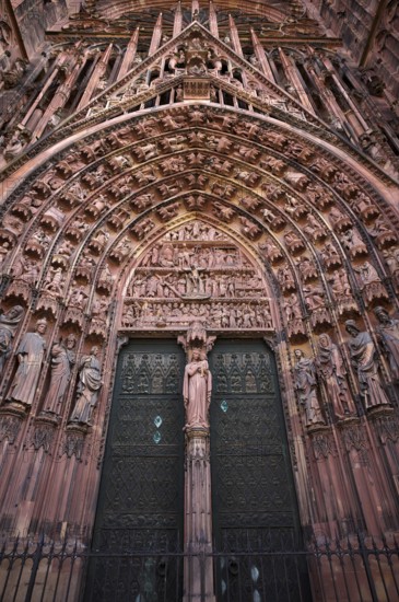 Tympanum, main portal, west portal of Notre-Dame Cathedral, Strasbourg, Strasbourg, Old Town,