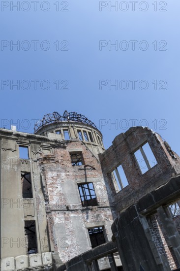 Atomic Bomb Dome, ruins of the former Chamber of Commerce and Industry building, detailed view,