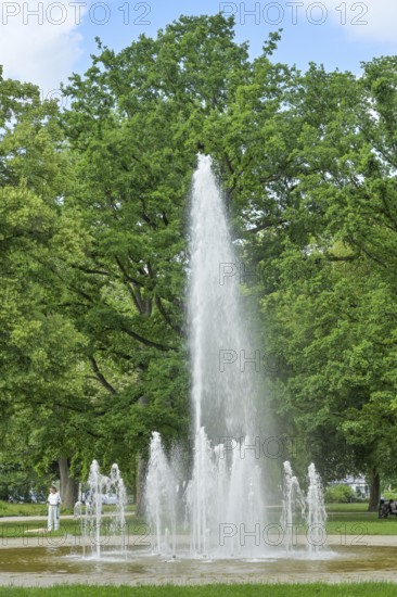Water fountain in the rose garden, Treptower Park, Treptow, Berlin, Germany