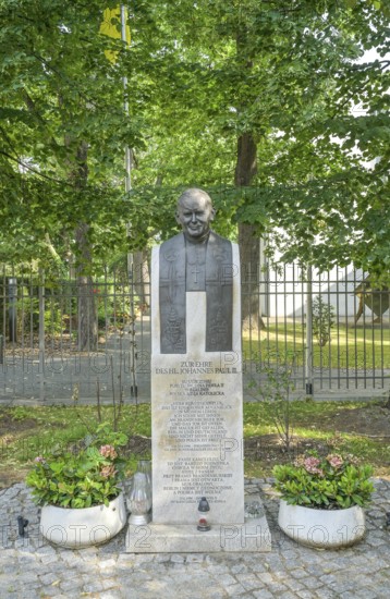 Monument to Pope John Paul II, Apostolic Nunciature, Vatican Embassy, Lilienthalstraße, Neukölln,
