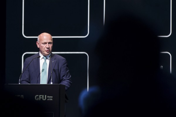 Kai Wegner (Governing Mayor of Berlin, CDU) speaks at the opening gala of the IFA consumer