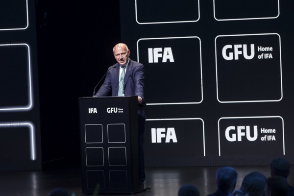 Kai Wegner (Governing Mayor of Berlin, CDU) speaks at the opening gala of the IFA consumer