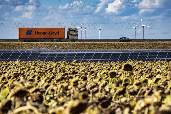 86, 5 MW peak ground-mounted photovoltaic systems, by RWE, with over 141, 000 solar modules, on a