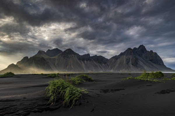 Mountains, mountain range, beach, sea, clouds, evening light, coast, summer, Vestrahorn, Stokksnes,