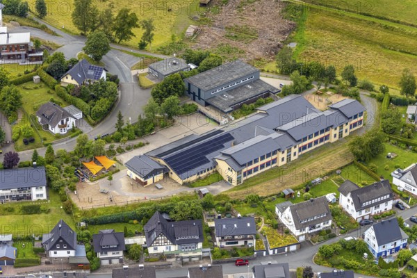Aerial view, Burgfeldschule - Municipal Primary School Am Burgfeld, Bad Berleburg, Wittgensteiner