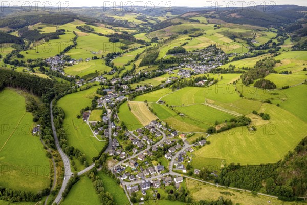Aerial view, residential area at the road Heidebrücke, Am Hillerbach and Auf der Heide,