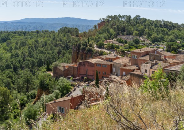 Impression of Roussillon, a commune in the Vaucluse department of the Provence region in southern