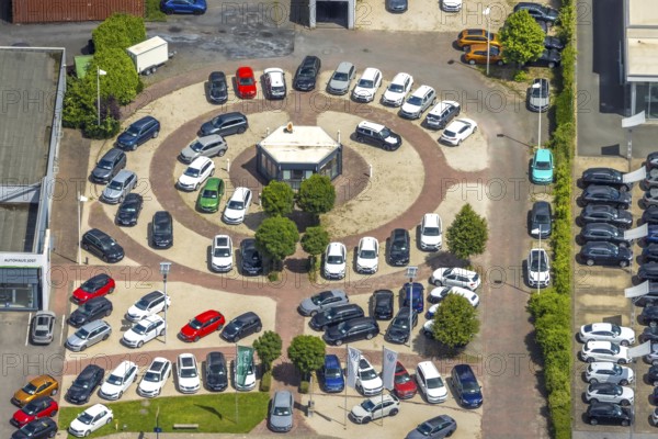 Aerial photo, Skoda Autohaus Jost GmbH & Co. KG, new cars set up in the district, Niedereimer,