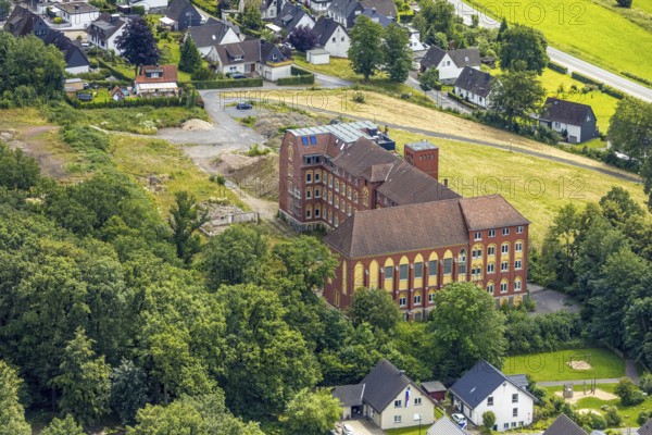 Aerial view, former Öventrop Monastery and former Salus Clinic with new building after roof truss