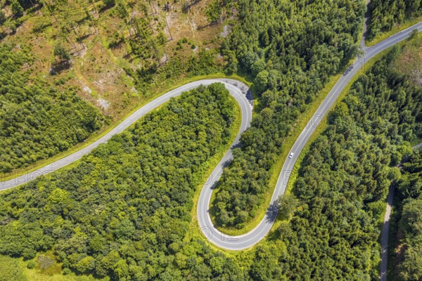 Aerial view, serpentines at the Ochsenkopf between Arnsberg and Sundern in the forest area with