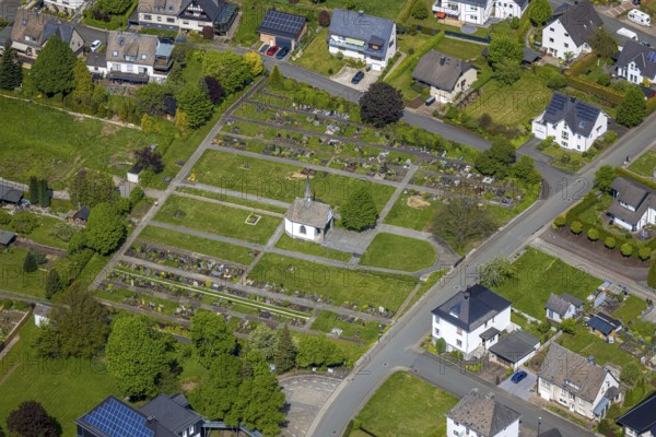 Aerial view, Nuttlar cemetery burial ground and cemetery chapel, Zum Kreuzberg, Nuttlar, Bestwig,