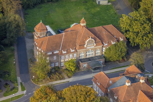 Aerial view, LVR Clinic, House Business Administration and Kitchen on Buchenweg, autumnal forest,
