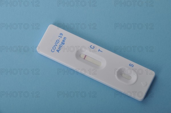 Covid-19 self-test on a blue background