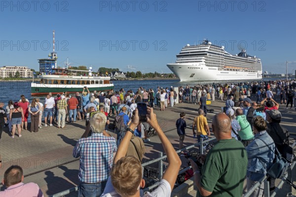 Cruise ship MSC Poesia departs, excursion ship, escort ship, people, Hanse-Sail, Unterwarnow,
