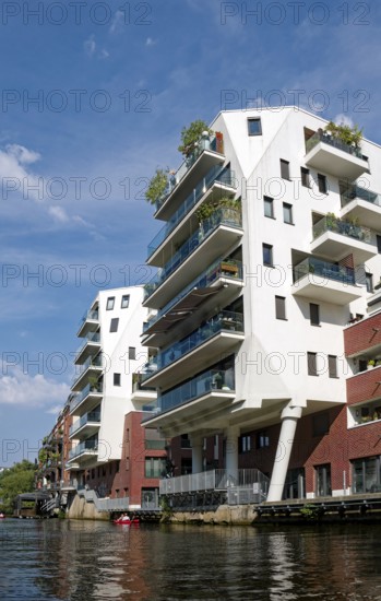 Riverhouses Leipzig, design by Denda Architekten, attractive modern architecture, modern building