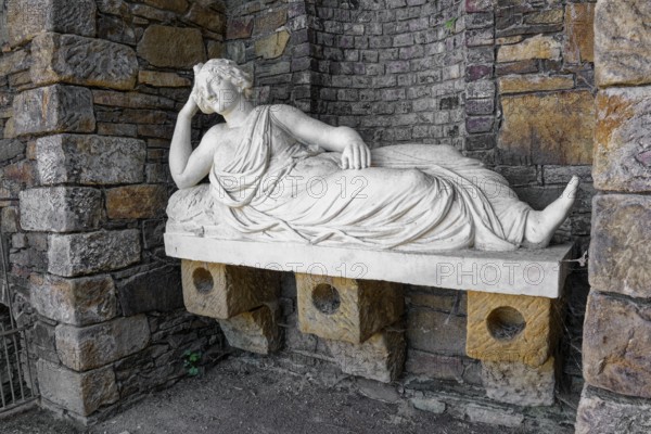 Statue of the spring nymph Egeria, Grotto of Egeria, Wörlitz Park, Wörlitz Gardens, Garden Kingdom
