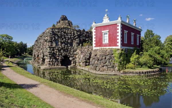 Stein Island with the artificial volcano Vesuvius and Villa Hamilton, Wörlitz Park, Wörlitz