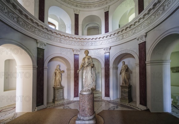 Pantheon designed by Friedrich Wilhelm Freiherr von Erdmannsdorff, interior view, Wörlitz Park,