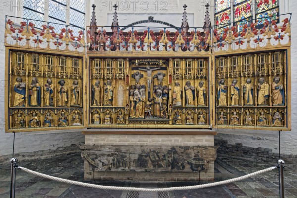 Former high altar of the Nikolaikirche in the northern transept, Marienkirche, Protestant-Lutheran,