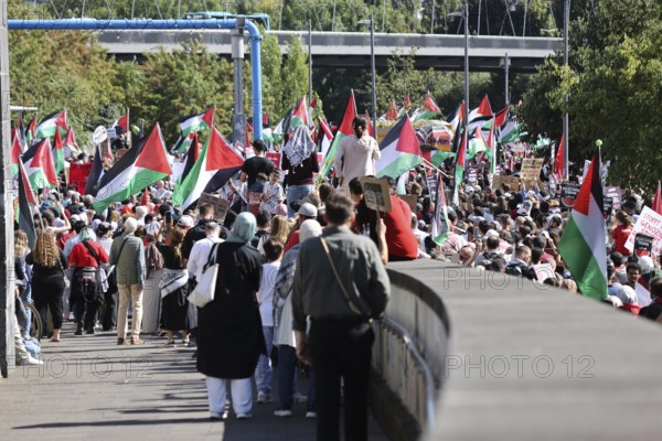Several thousand people take part in a pro-Palestine demonstration under the slogan United 4 Gaza