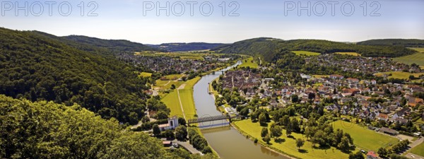 Elevated view of the river Weser and the town of Bodenwerder, birthplace of Münchhausen,