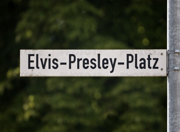 Street sign Elvis-Presley-Platz, Elvis Presley lived in Bad Nauheim, Hesse, Germany during his