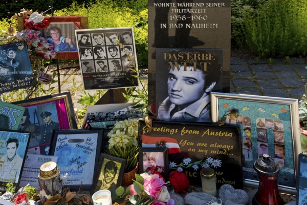 Elvis Stele on Elvis Presley Square, memorial to Elvis Presley with messages from his fans from all