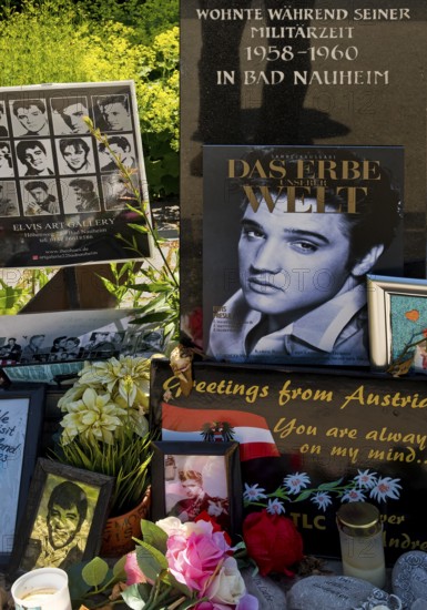 Elvis Stele on Elvis Presley Square, memorial to Elvis Presley with messages from his fans from all