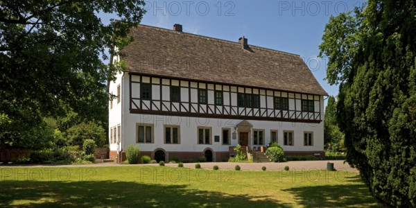 Münchhausen Castle, a former manor house, today town hall, birthplace of Münchhausen, Bodenwerder,