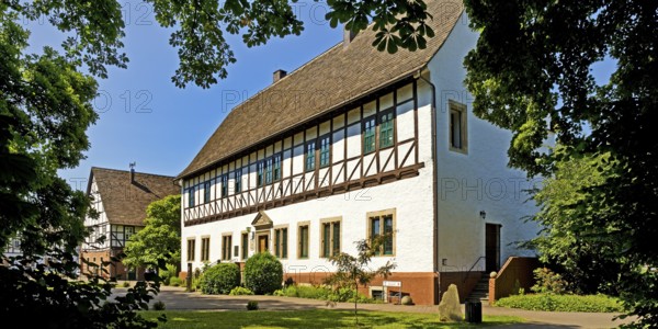 Münchhausen Castle, a former manor house, today town hall, birthplace of Münchhausen, Bodenwerder,
