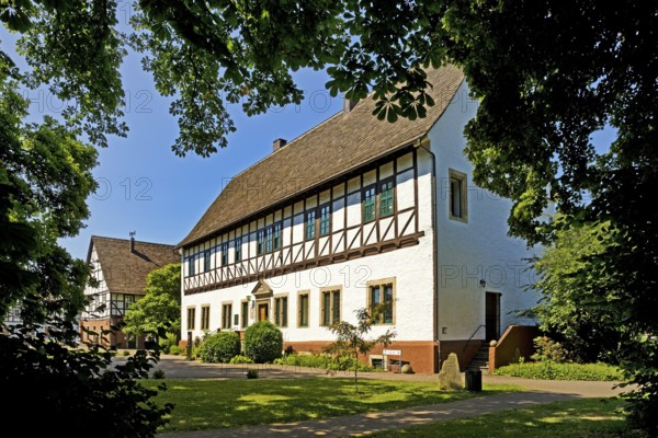 Münchhausen Castle, a former manor house, today town hall, birthplace of Münchhausen, Bodenwerder,