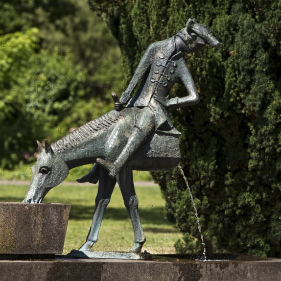 Münchhausen fountain by Bruno Schmitz with Münchhausen on the halved horse, Bodenwerder,