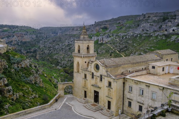Church of San Pietro Caveoso, cave settlement, cave dwellings, houses, Sassi, Matera, Unesco World