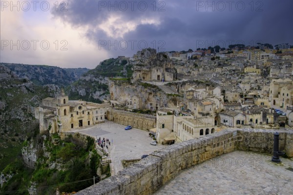 Church of San Pietro Caveoso and Church of Santa Maria di Idris, cave settlement, cave dwellings,