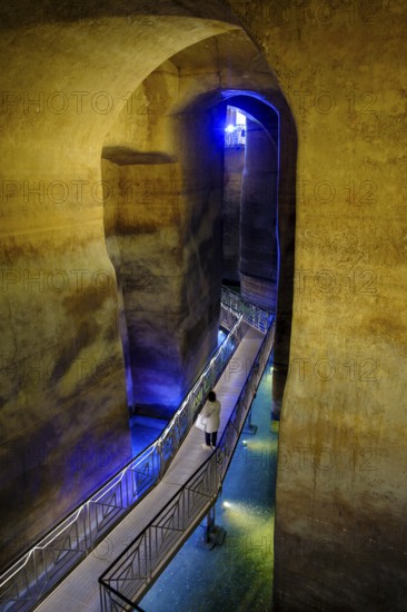 Palombaro lungo cistern, cave settlement, cave dwellings, houses, Sassi, Matera, Unesco World