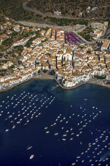 Bay of Cadaques, sailing boats, old town, Parc Natural Cap De Creus, Cadaqués, Costa Brava,