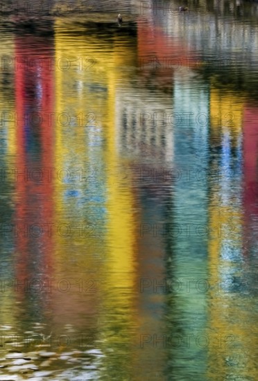 Reflections of the colourful facades in the river Onyar, Girona, Cataluña, Gerona, Catalonia,