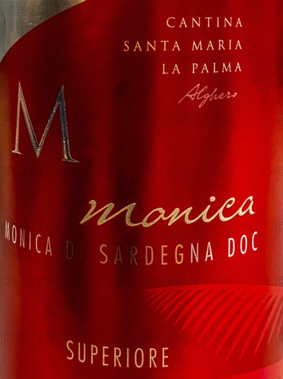 Sardinia, wine for dinner, Monica di Sardegna Doc, Alghero, Europe, province of Sassari, Italy,