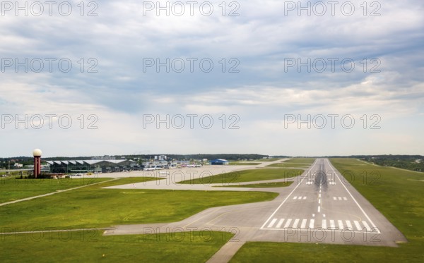 Approach to Gdansk International Airport, runway, GdaÅsk, Baltic Sea coast, pomorskie, Poland,